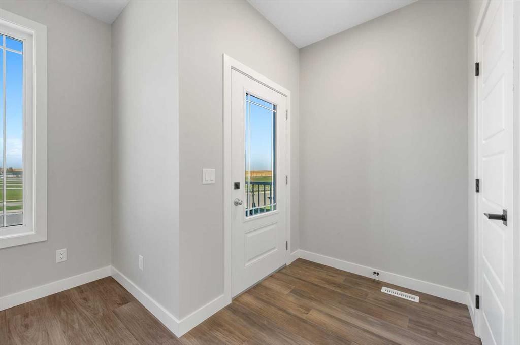 45 Ambleton Boulevard NW, Calgary — photo 3 of 41