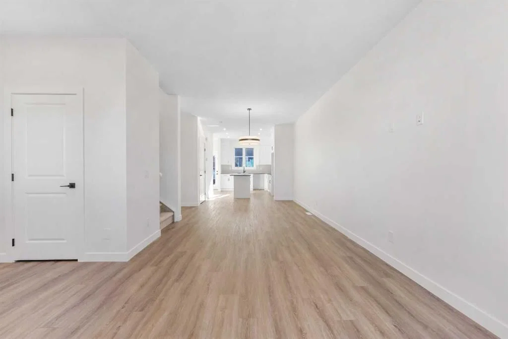 97 Ambleton Boulevard NW, Calgary — photo 4 of 43