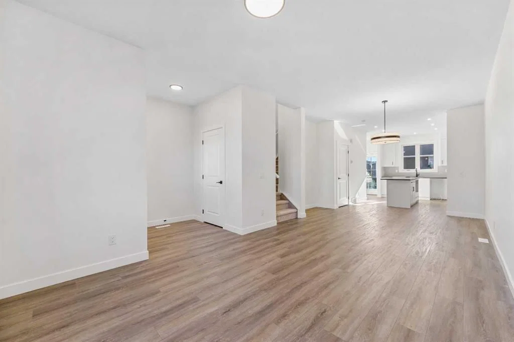 97 Ambleton Boulevard NW, Calgary — photo 5 of 43