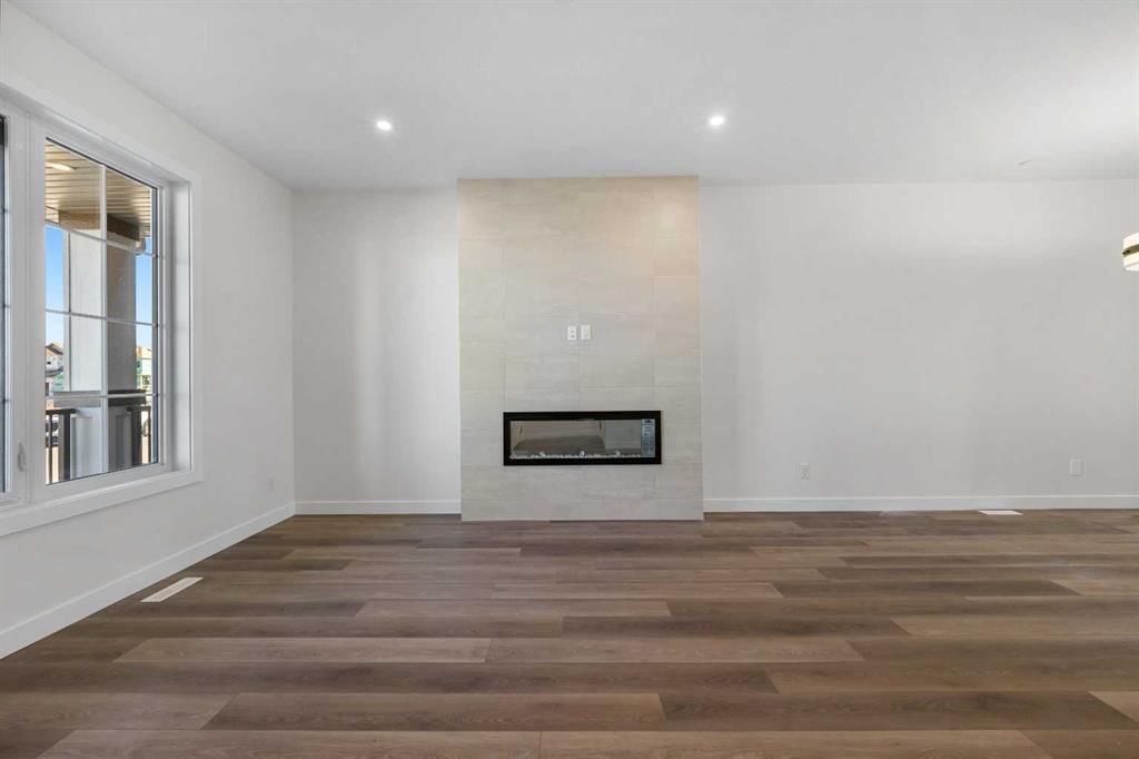 501 Hotchkiss Drive SE, Calgary — photo 4 of 43