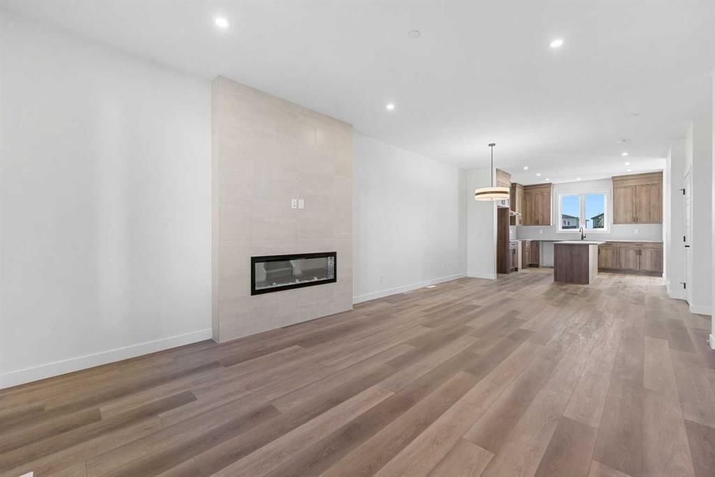501 Hotchkiss Drive SE, Calgary — photo 5 of 43