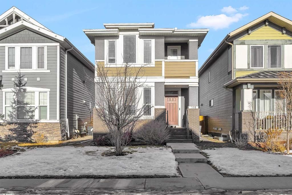 166 Marquis Heights SE, Calgary — main listing photo