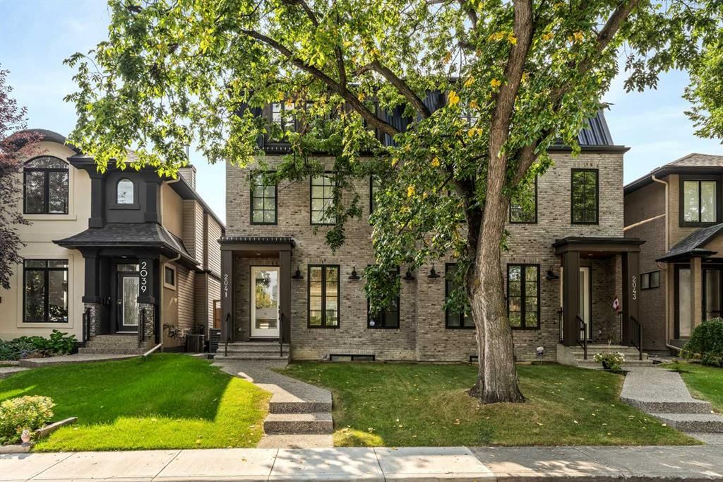 2041 47 Avenue SW, Calgary — main listing photo