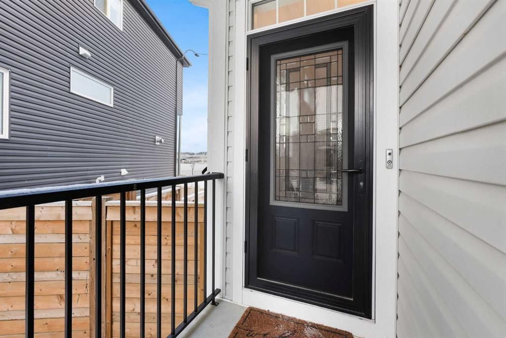 165 Sage Bluff Rise NW, Calgary — photo 3 of 50