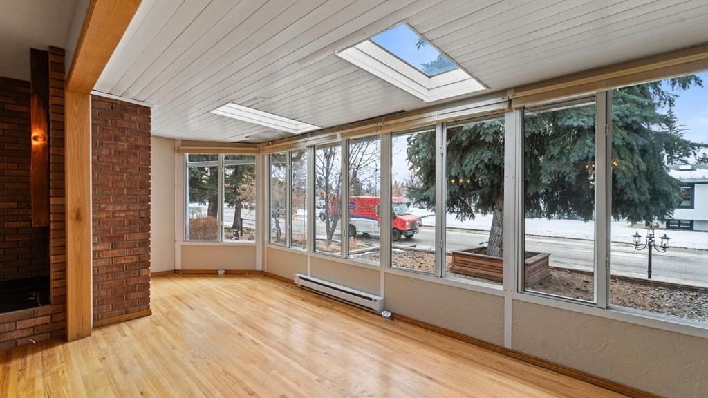 928 120 Avenue SE, Calgary — photo 2 of 44