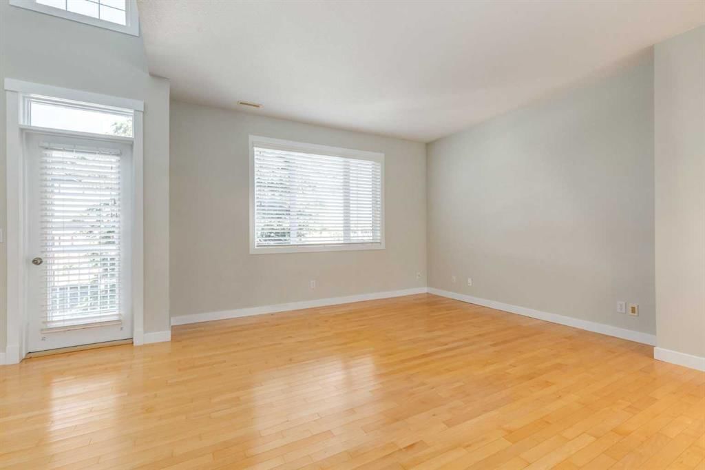 804, 8000 Wentworth Drive SW, Calgary — photo 4 of 40