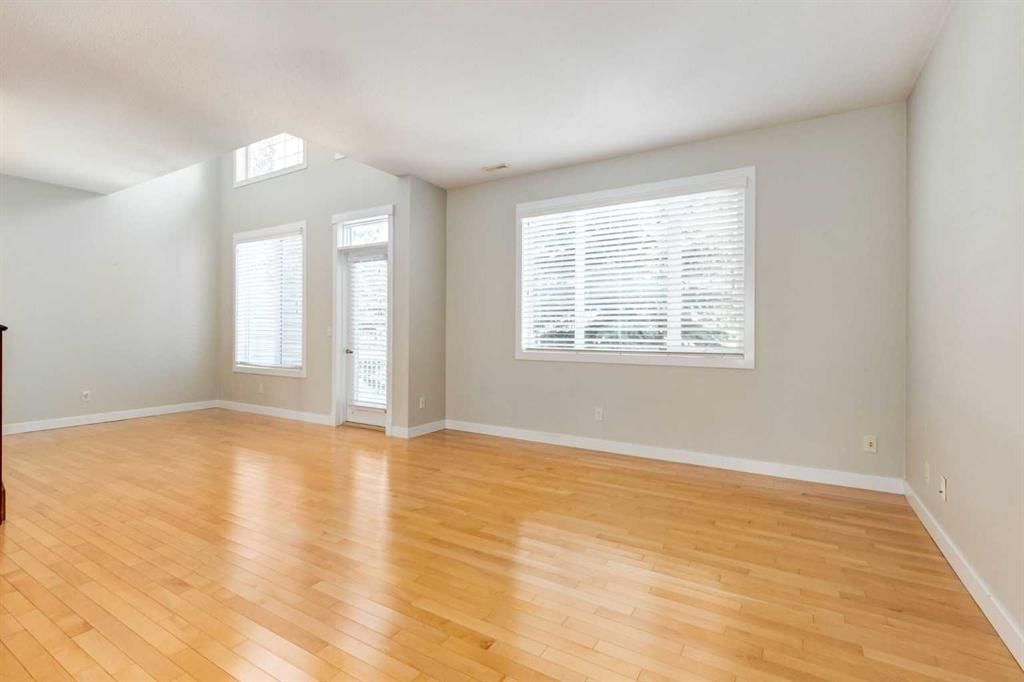 804, 8000 Wentworth Drive SW, Calgary — photo 5 of 40