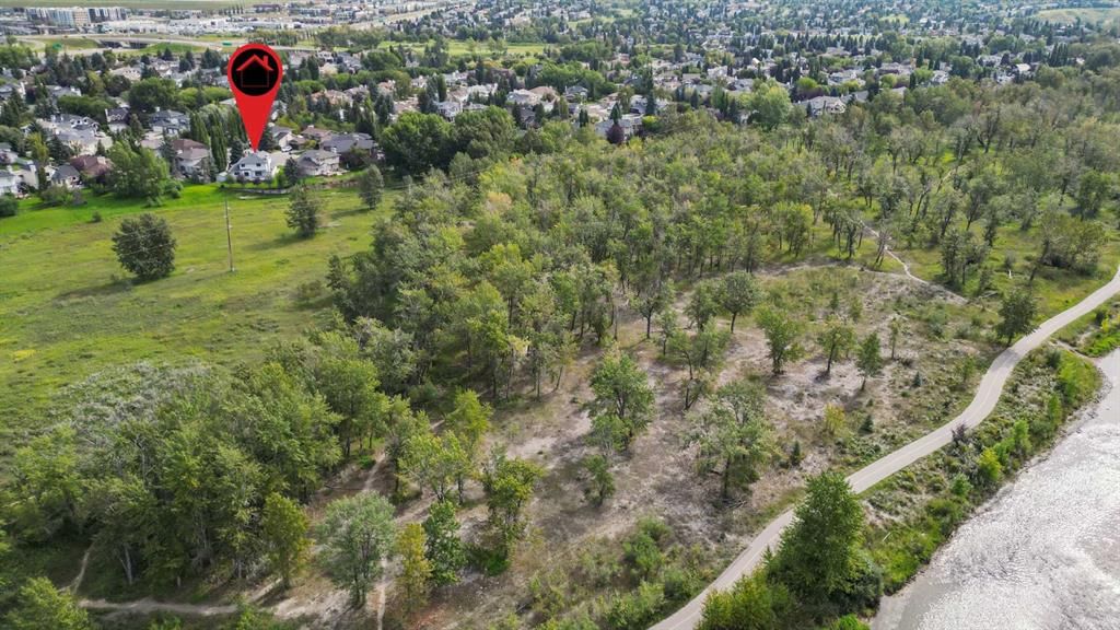 127 Douglasbank Court SE, Calgary — photo 4 of 29