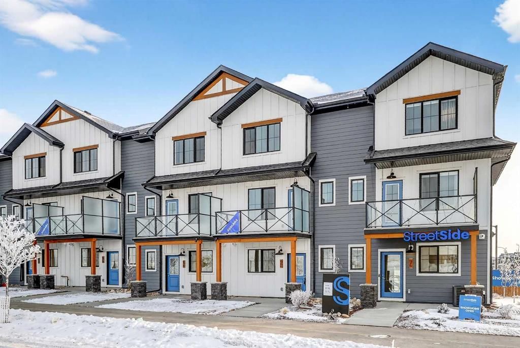 92 Creekside Drive SW, Calgary — main listing photo