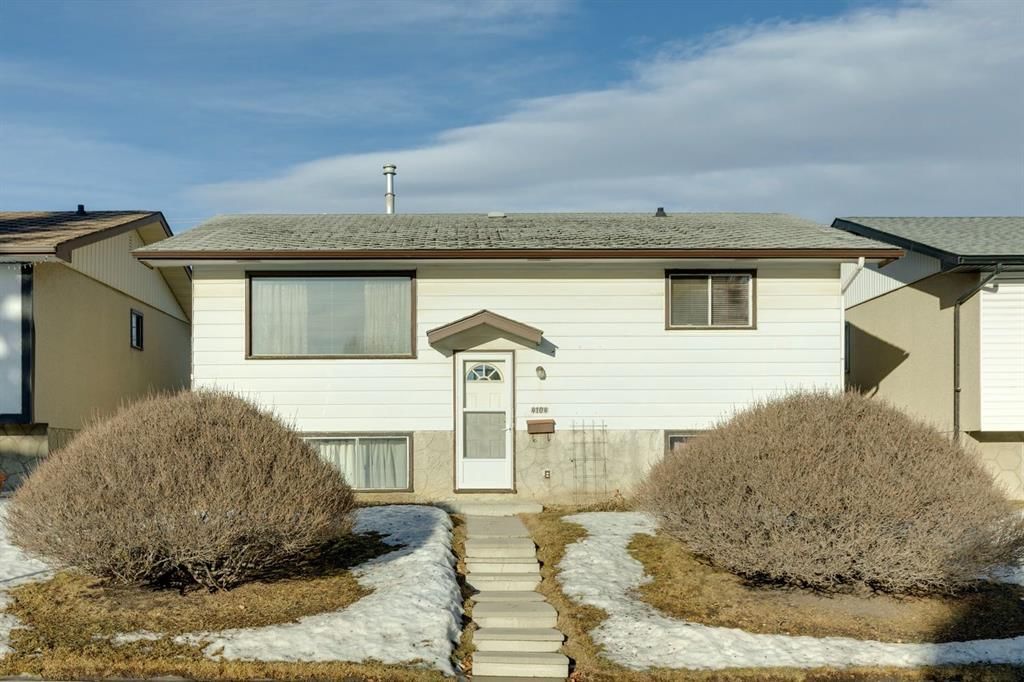 4104 13 Avenue NE, Calgary — photo 2 of 34