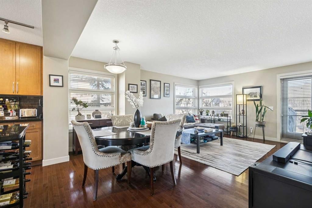 212 Aspen Stone Boulevard SW, Calgary — photo 2 of 35