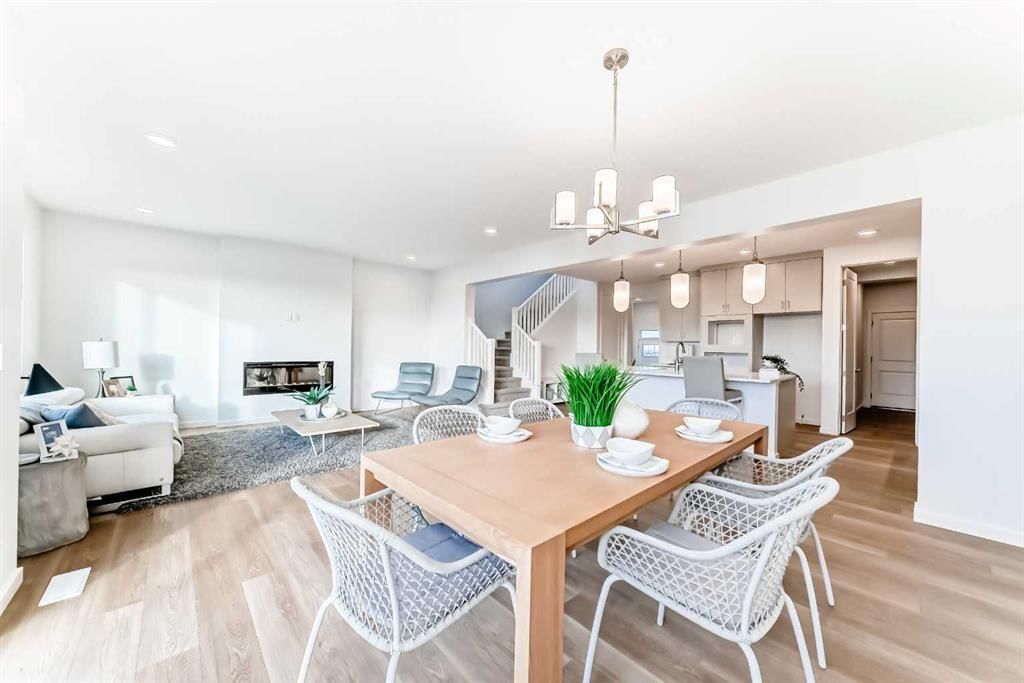 44 Creekside Path SW, Calgary — main listing photo