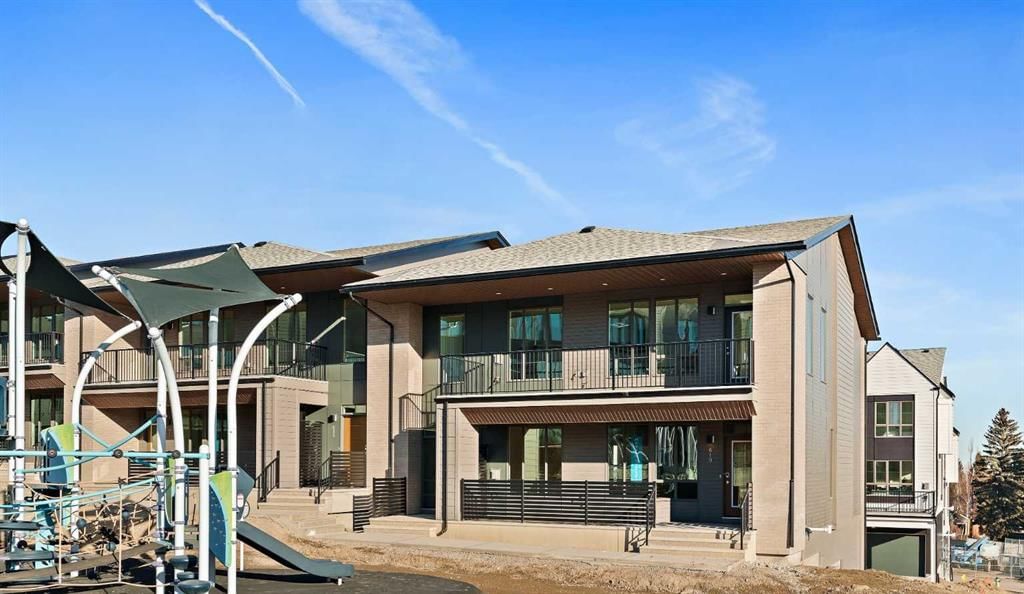 617 Sovereign Common SW, Calgary — main listing photo