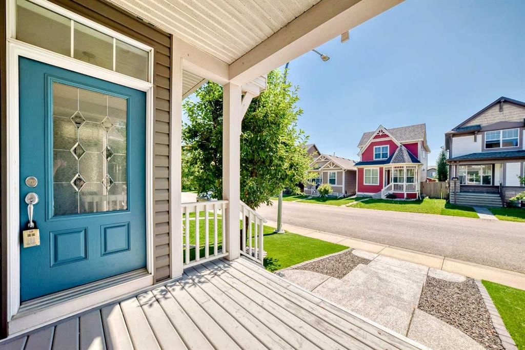 48 Auburn Bay Crescent SE, Calgary — photo 3 of 40