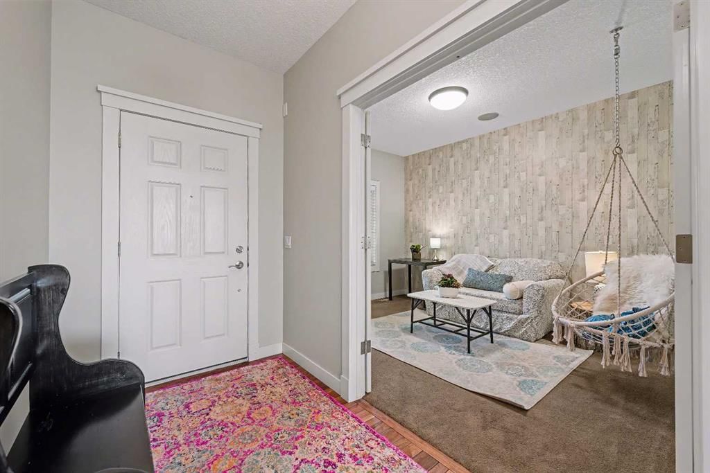 39 Elgin Estates Green SE, Calgary — photo 2 of 50