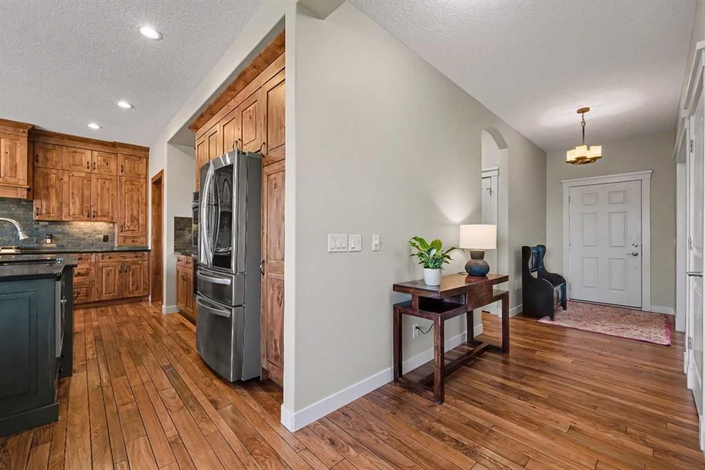 39 Elgin Estates Green SE, Calgary — photo 5 of 50