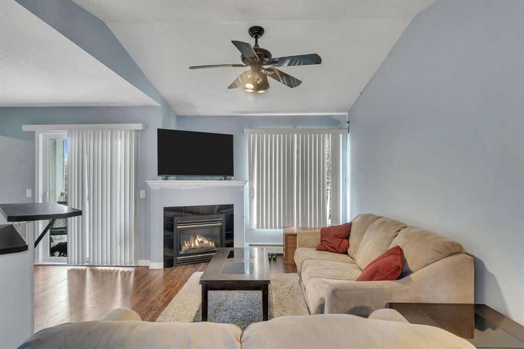 307, 1307 Valleyview Park SE, Calgary — photo 3 of 16