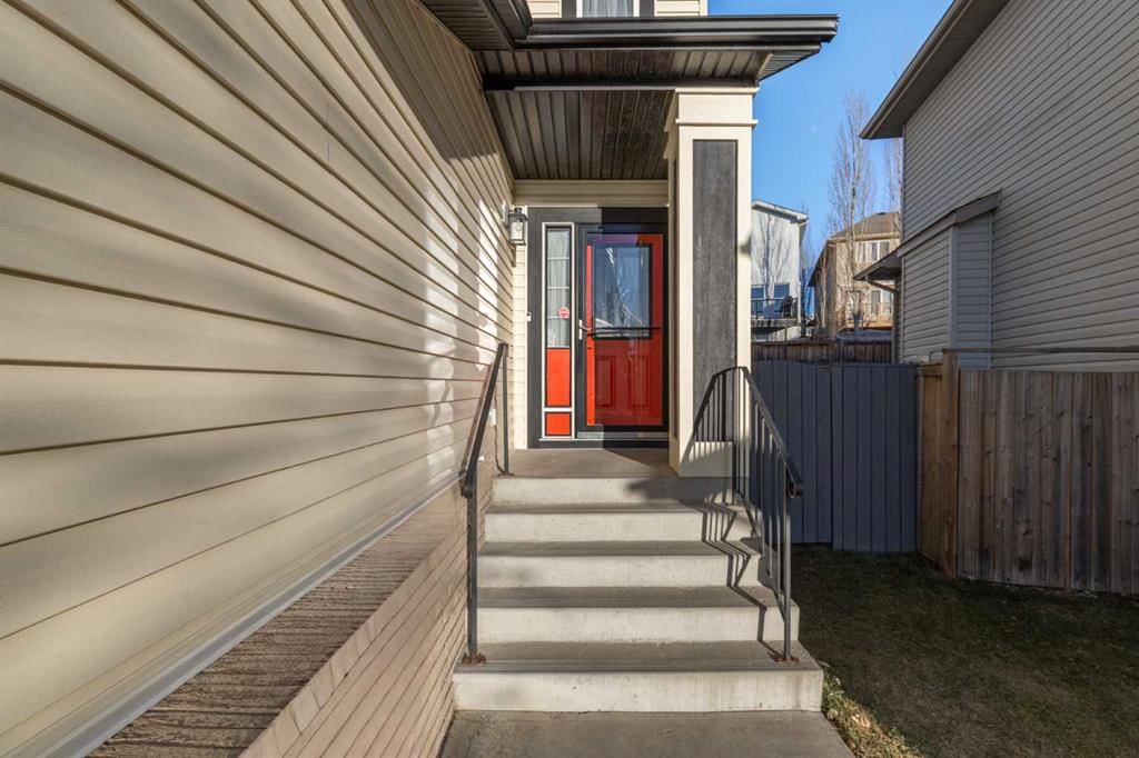 38 Evansbrooke Manor NW, Calgary — photo 3 of 41