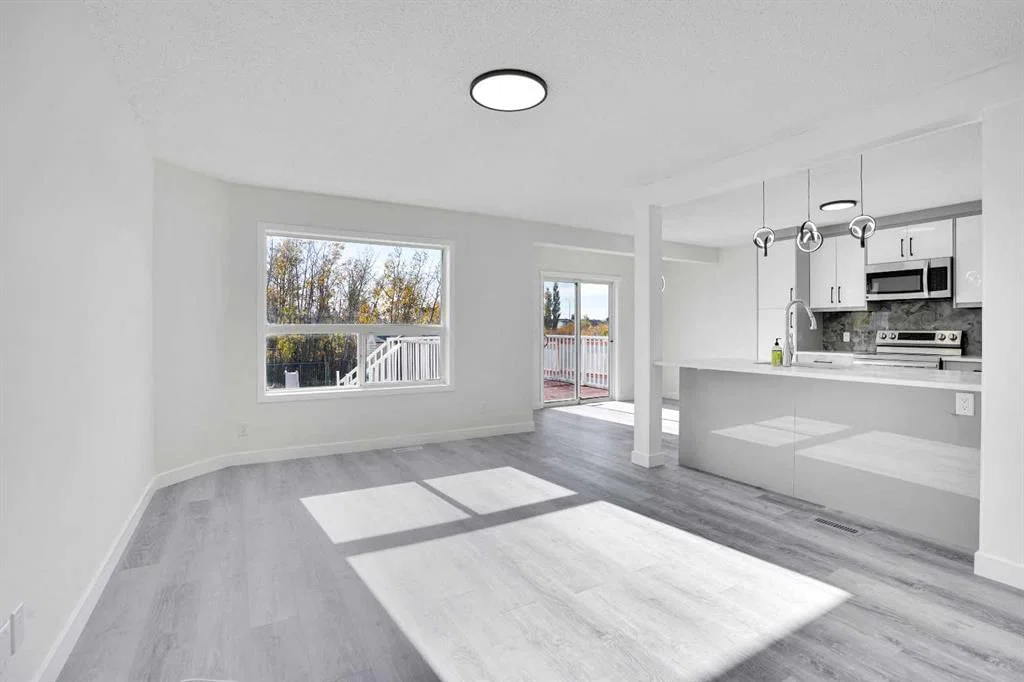35 Taralea Place NE, Calgary — photo 4 of 25