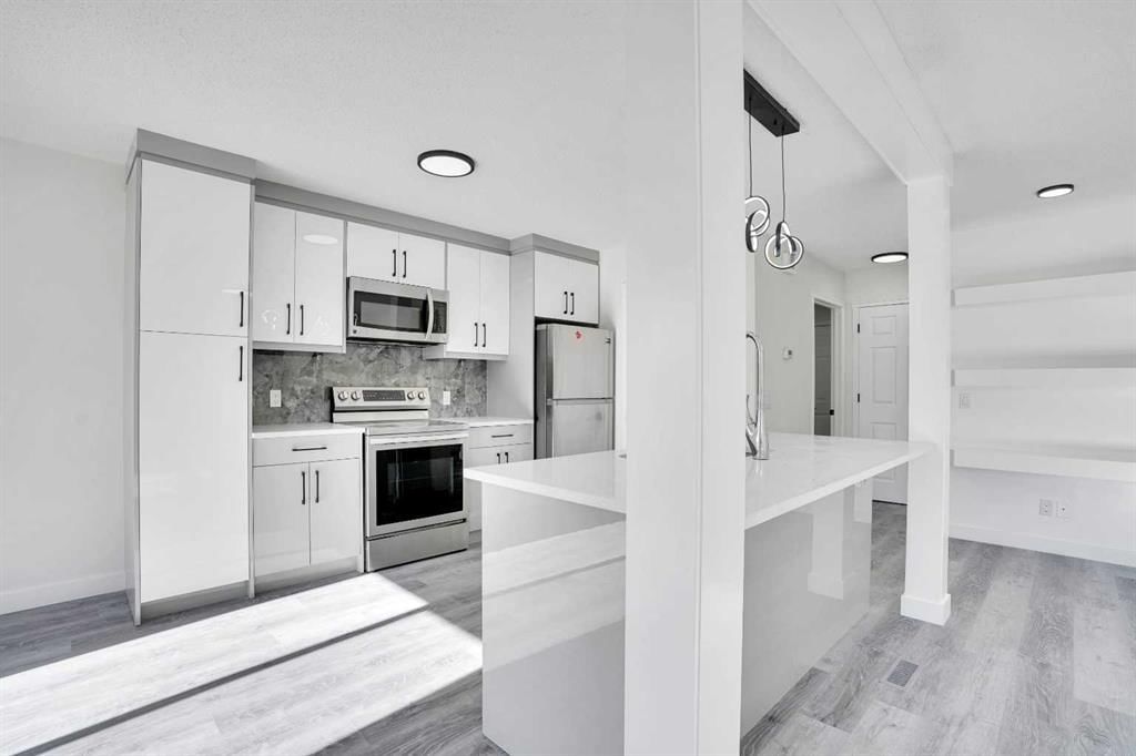 35 Taralea Place NE, Calgary — photo 5 of 25