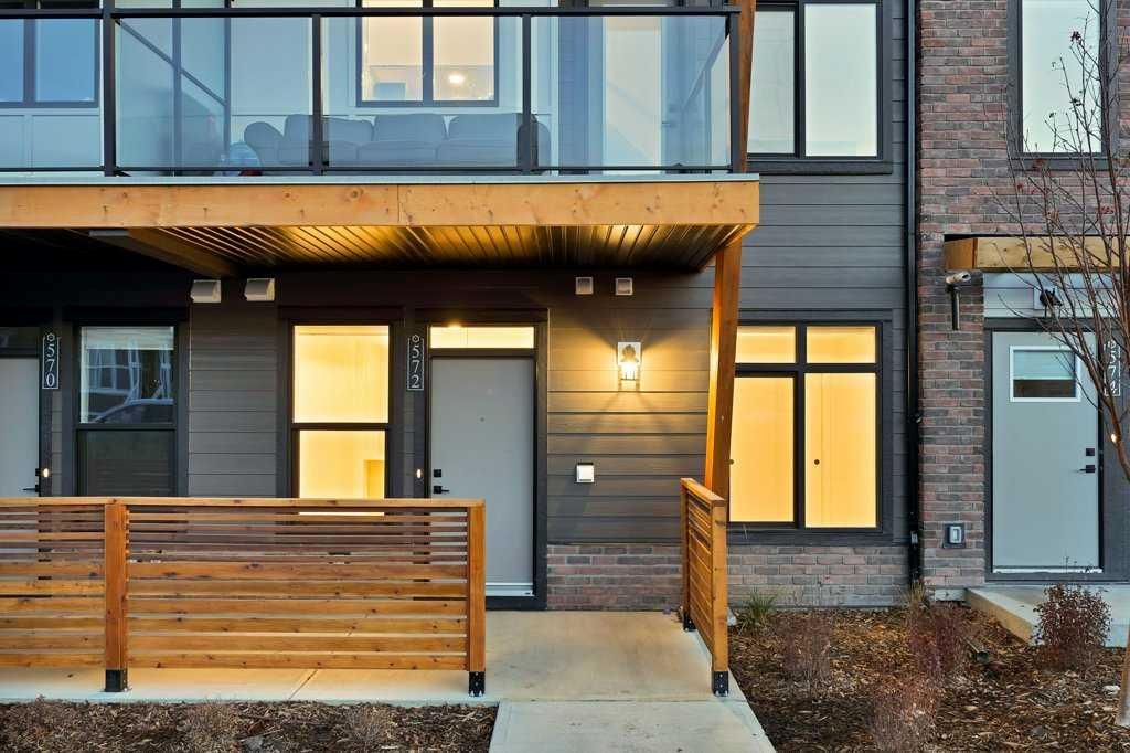 572, 562 Seton Circle, Calgary — photo 3 of 29