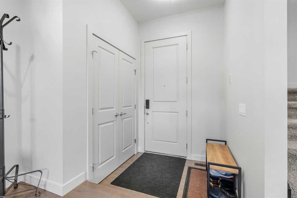 2, 312 12 Avenue NE, Calgary — photo 3 of 41