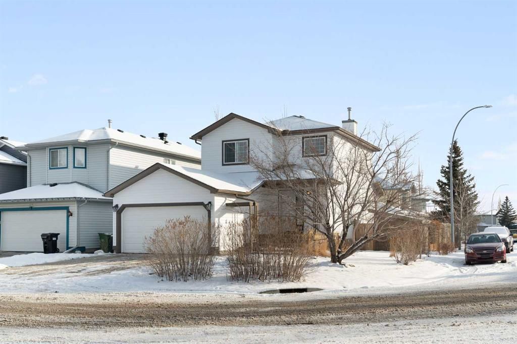 201 Harvest Creek Close NE, Calgary — photo 2 of 37
