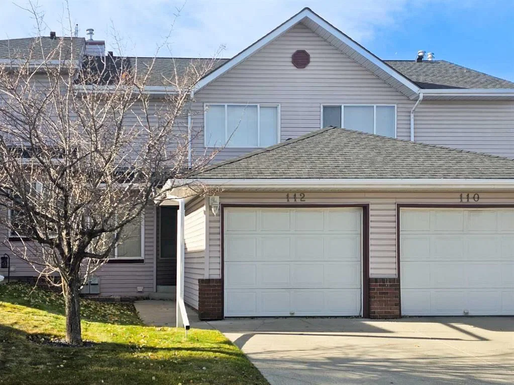 112 Harvest Oak Circle NE, Calgary — main listing photo