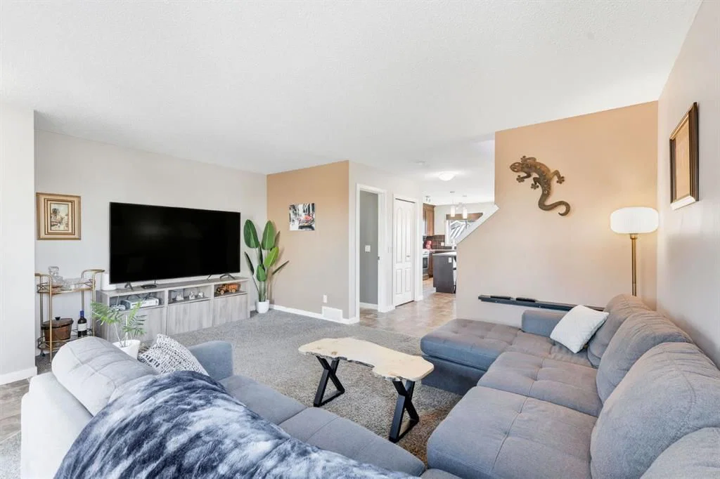 93 Auburn Meadows View SE, Calgary — photo 4 of 26