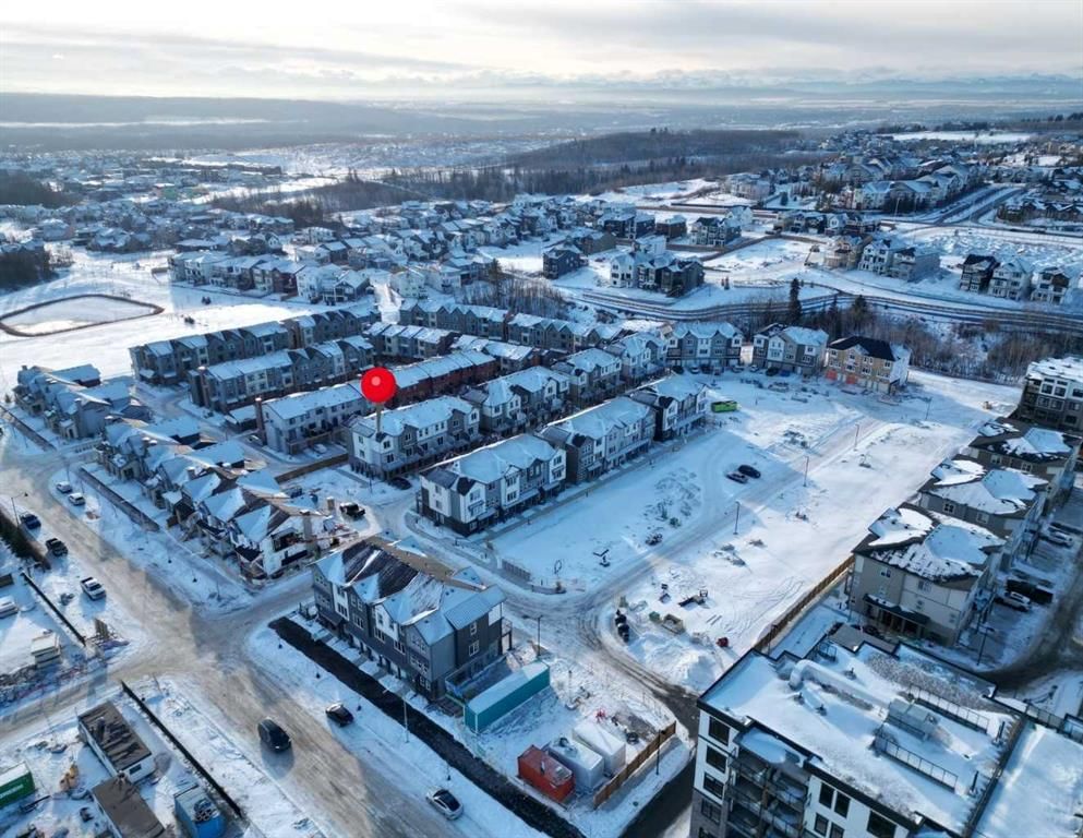 102, 2231 81st Street SW, Calgary — main listing photo