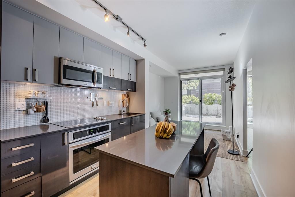 309, 550 Riverfront Avenue SE, Calgary — photo 5 of 33