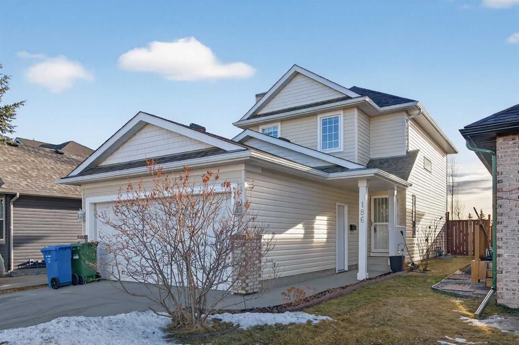 186 Harvest Rose Circle NE, Calgary — photo 2 of 50