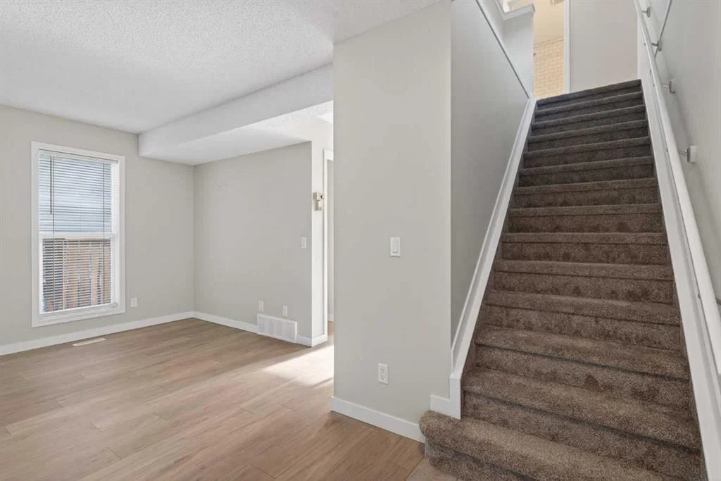 186 Harvest Rose Circle NE, Calgary — photo 5 of 50