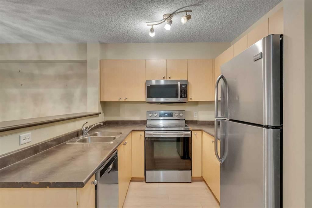 605, 1111 6 Avenue SW, Calgary — photo 4 of 20