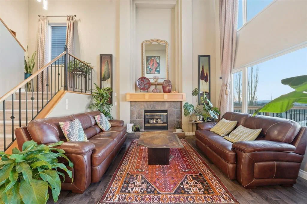 54 Rockbluff Close NW, Calgary — photo 4 of 40