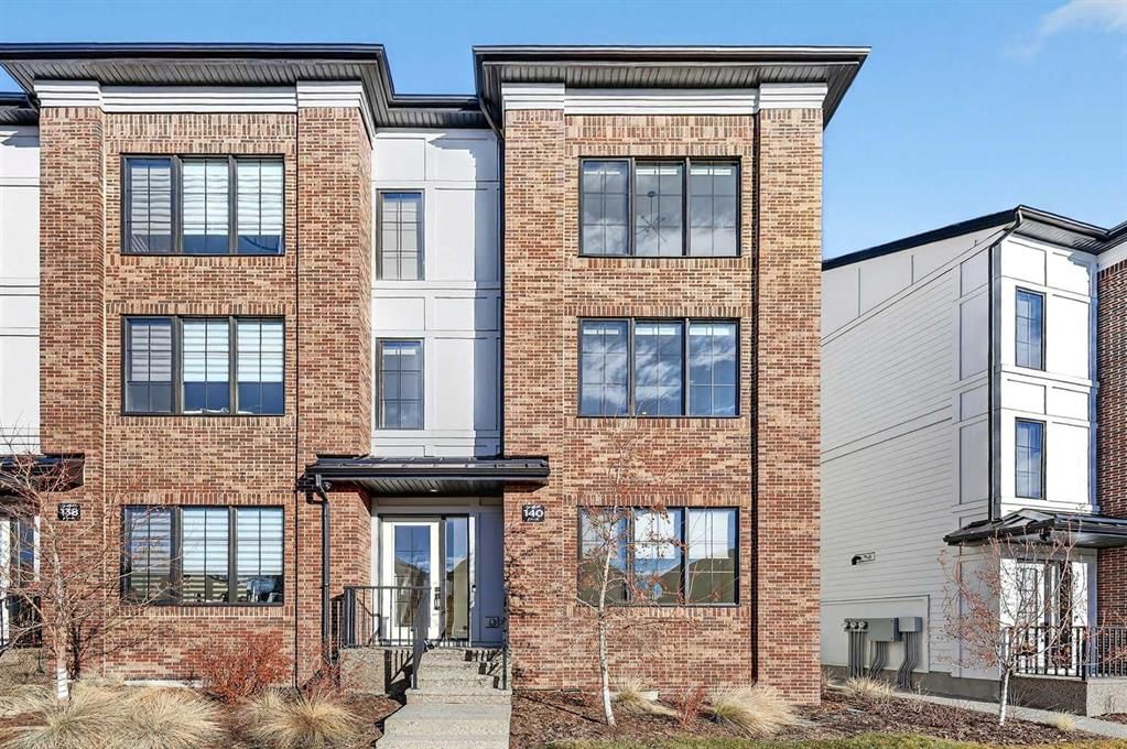 140 Discovery Drive SW, Calgary — photo 3 of 47