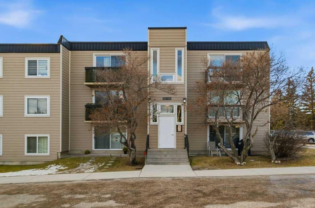 105, 315 Heritage Drive SE, Calgary — main listing photo