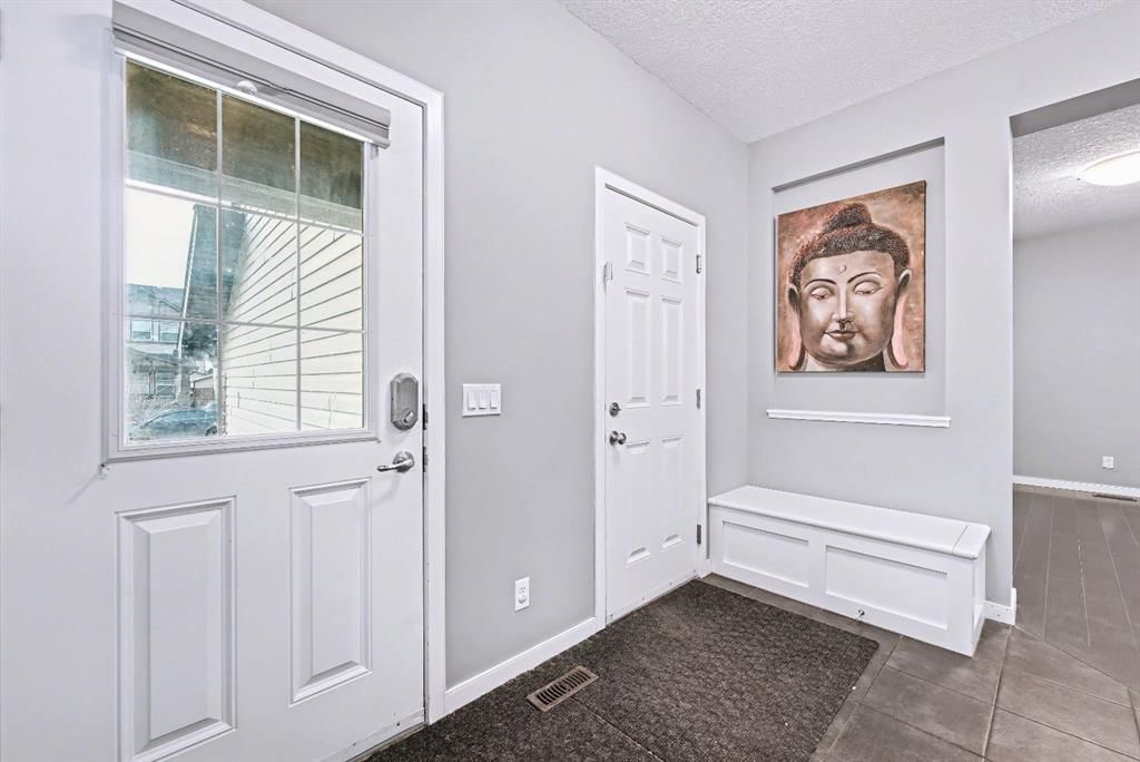 52 Skyview Point Terrace NE, Calgary — photo 3 of 45