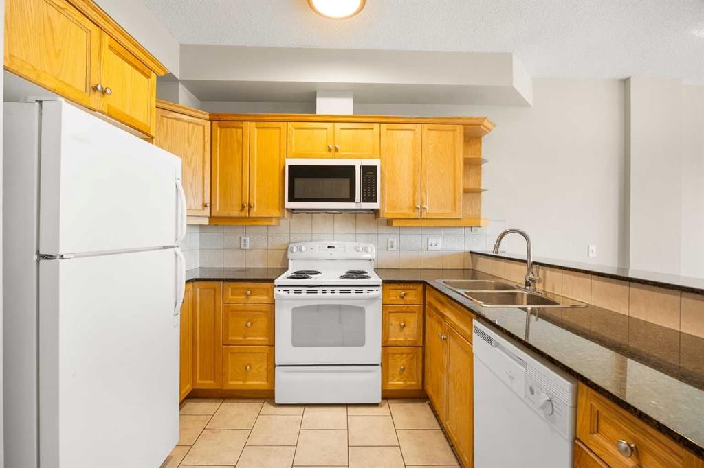 509, 1507 Centre A Street NE, Calgary — photo 3 of 33