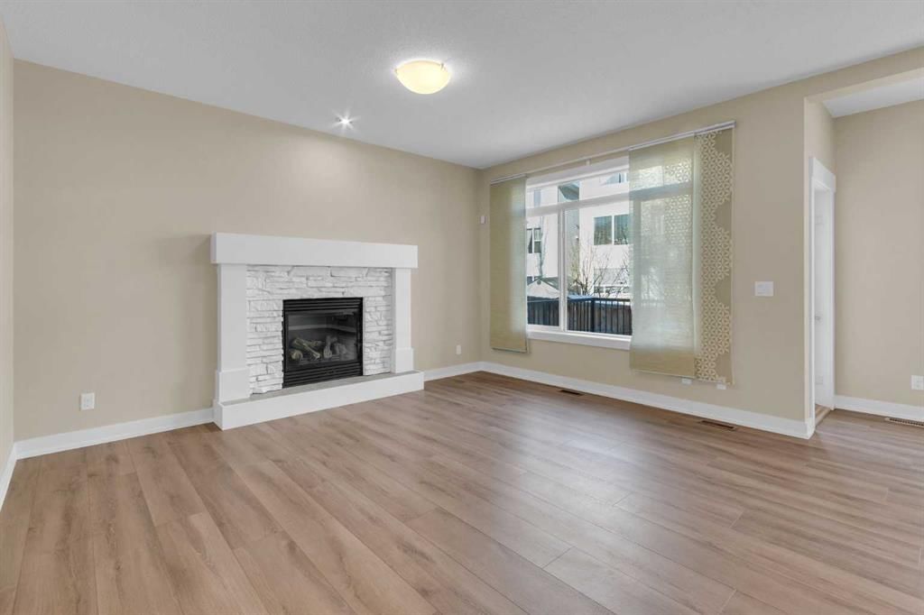179 Panatella Cape NW, Calgary — photo 4 of 43