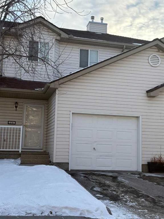 136 Douglas Glen Park SE, Calgary — photo 2 of 29