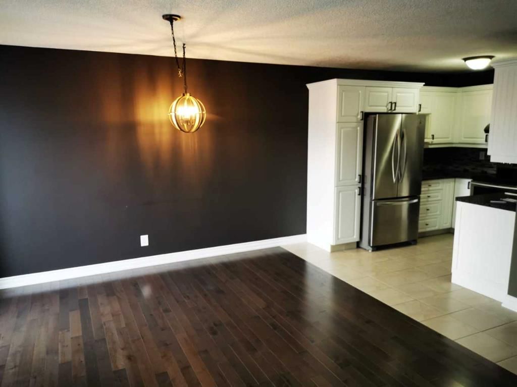 136 Douglas Glen Park SE, Calgary — photo 5 of 29