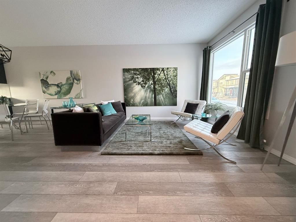 362 Wolf Creek Manor SE, Calgary — photo 4 of 31