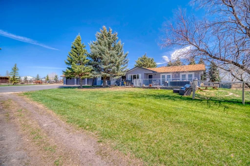 354142 48 Street E, Rural Foothills County — main listing photo