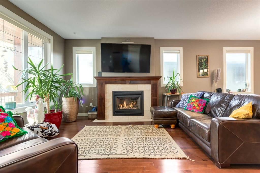 6616 Bowness Road NW, Calgary — photo 4 of 42