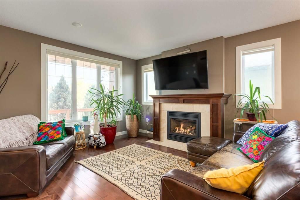 6616 Bowness Road NW, Calgary — photo 5 of 42