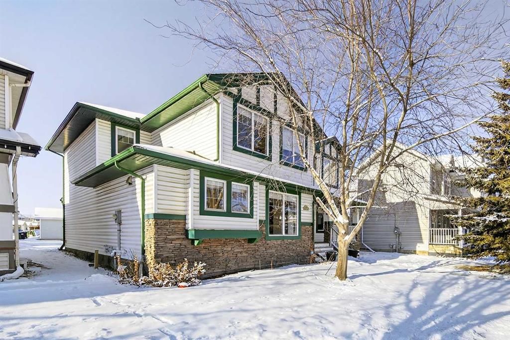15209 Prestwick Boulevard SE, Calgary — photo 4 of 43