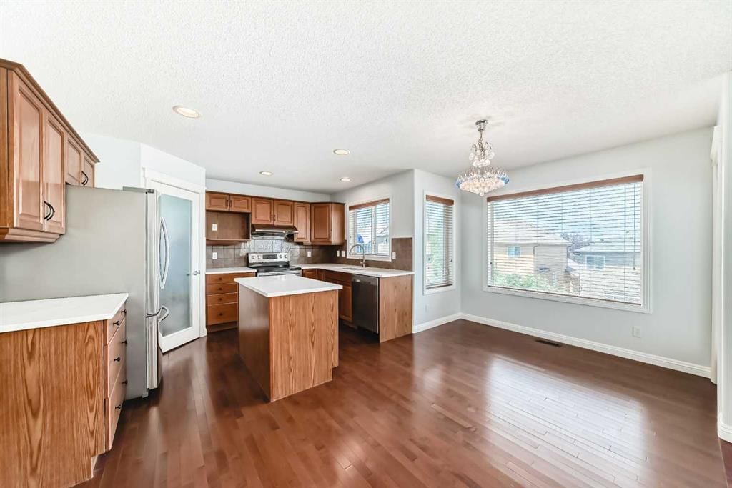 234 Panatella Boulevard NW, Calgary — photo 3 of 50