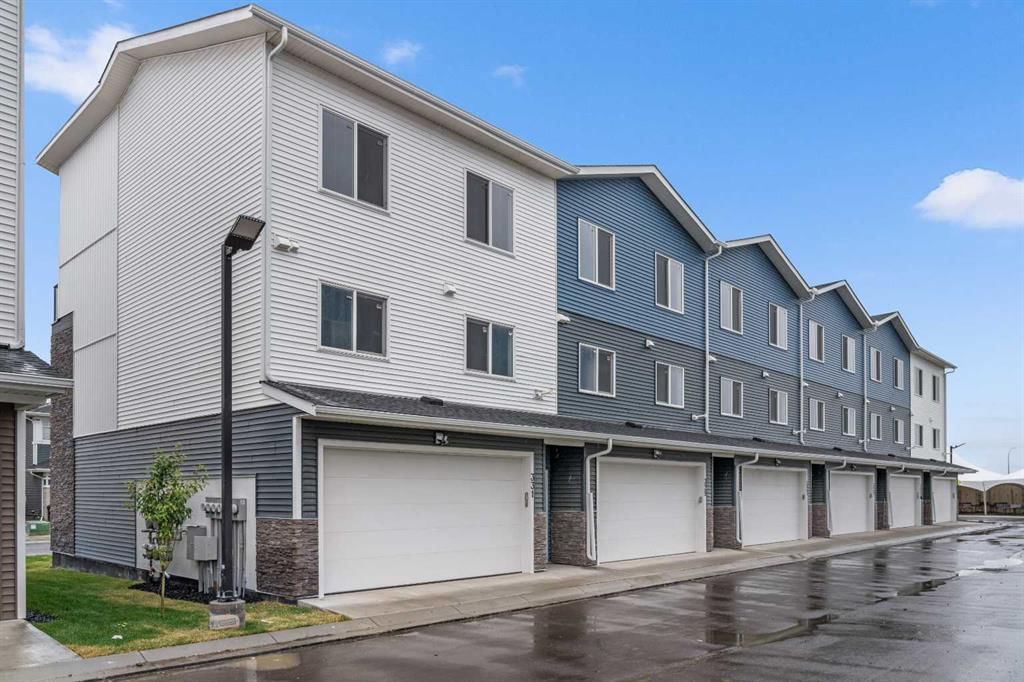 331 Red Sky Terrace NE, Calgary — photo 2 of 44