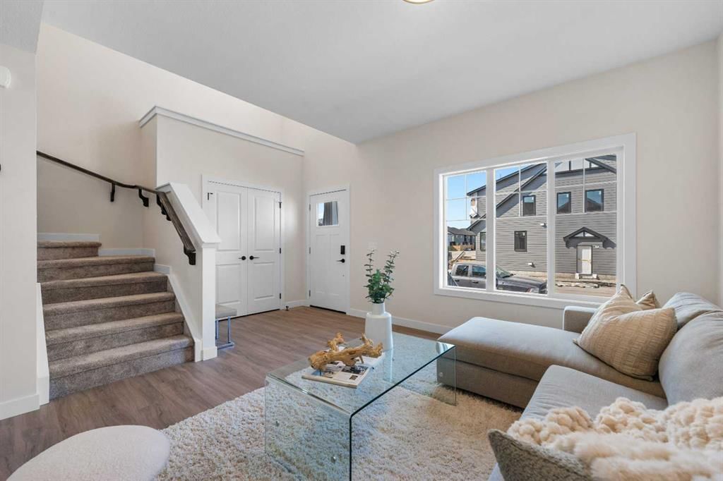 28 Buffaloberry Manor SE, Calgary — photo 3 of 50